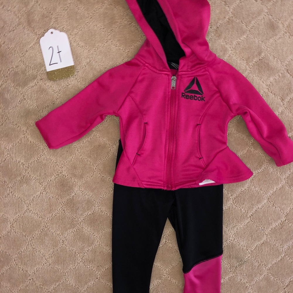 2t 2piece Reebok track suit